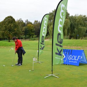 Beachflag Straight auf Golfturnier