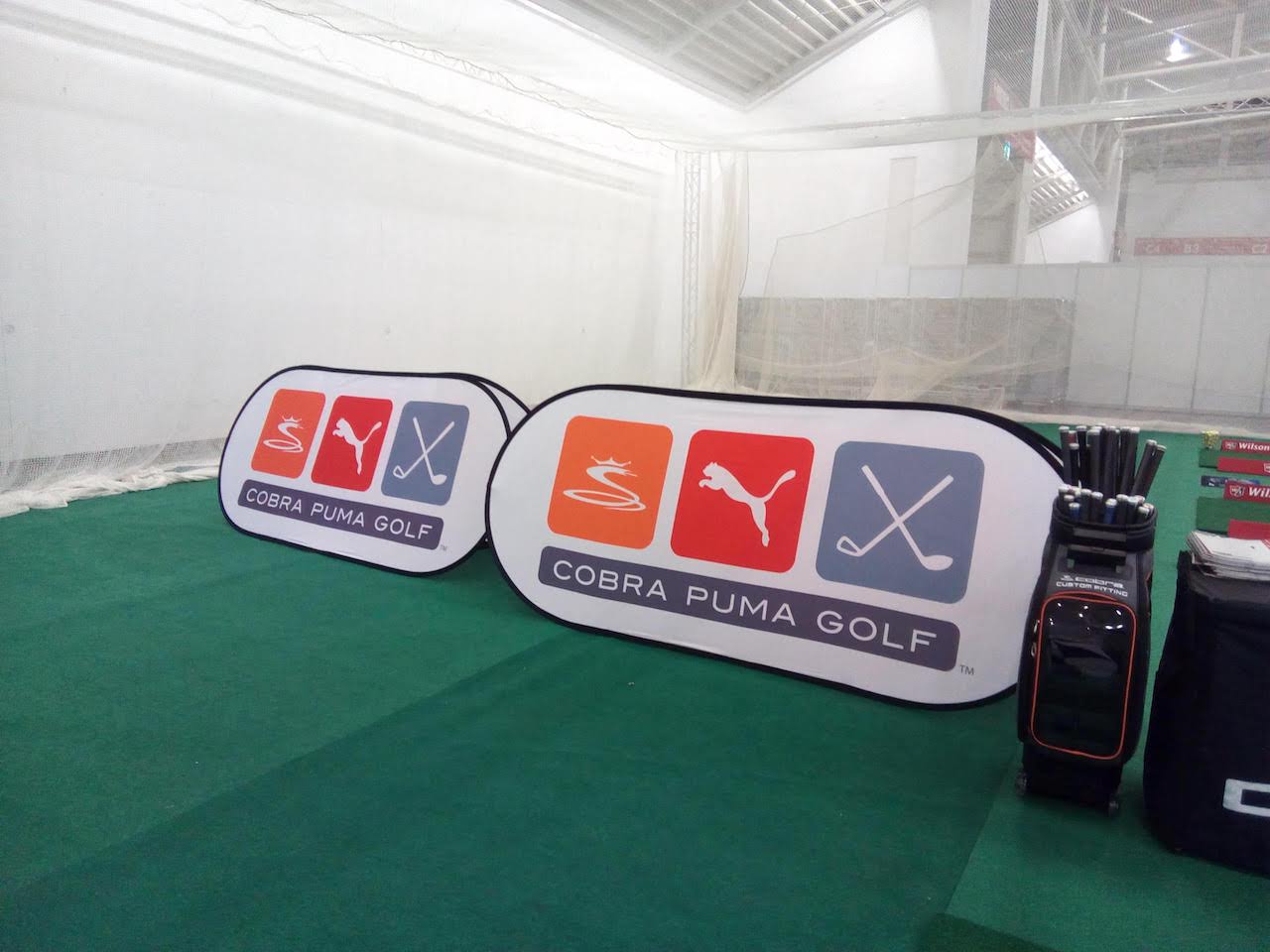 Pop Up Banner Oval auf der Golfmesse von COBRA PUMA GOLF